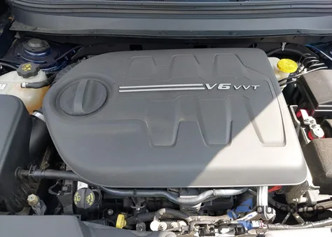 2014 Jeep Cherokee Trailhawk z USA, uszkodzony, nr VIN 1C4PJMBS4EW281449